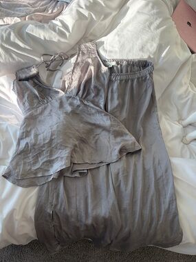 Silky Taupe Women's Pajama Set - Sleeveless Top & Elastic Waist Pants
